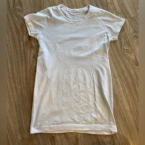 Lululemon Swiftly Tech